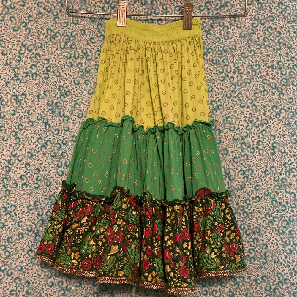 💙 Girl’s Festive Gypsy-like Tiered Skirt, Size: 2/3